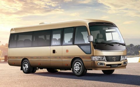 考斯特是多少座的车