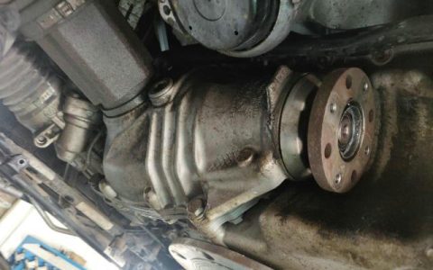 宝马差速器油多久换一次