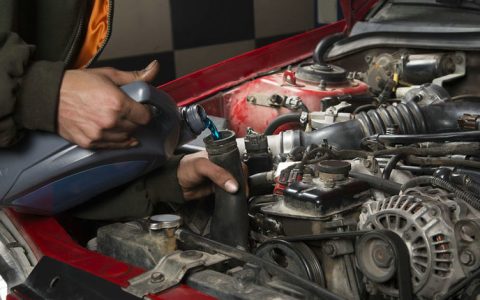 机油用全合成的好还是半合成的好