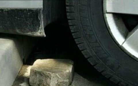 偶尔上马路牙子伤车吗