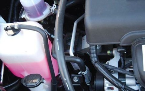 更换防冻液需要多少升