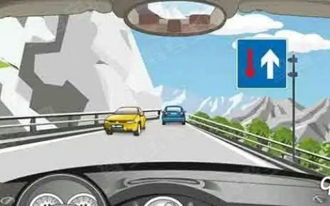 机动车会车是什么意思