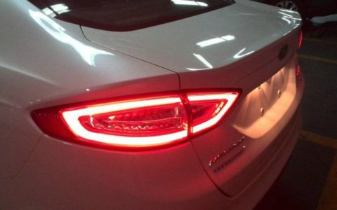 刹车灯不亮是什么原因