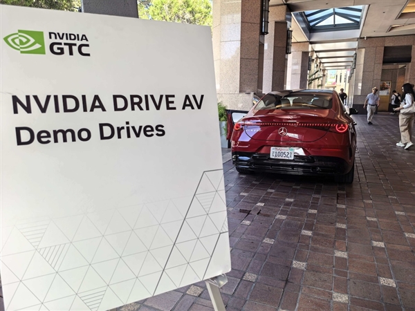 英伟达的智驾野心 藏不住了