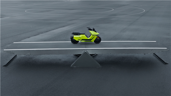 中国团队打造两轮特斯拉 对日本巨头的围剿正在东南亚上演