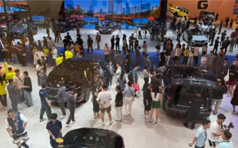 日供29元买车！超20家车企扎堆推7年低息贷 业内人士：小心全是坑