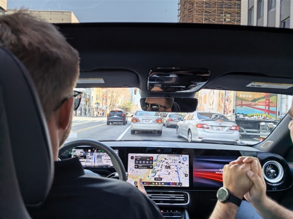 英伟达的智驾野心 藏不住了