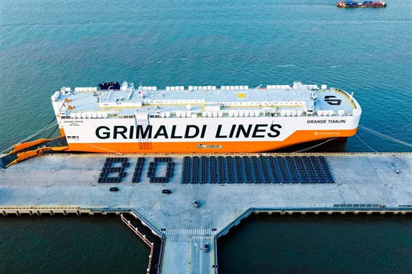 零跑发布史上最强年报!首次全年度盈利 销量营收翻倍增长