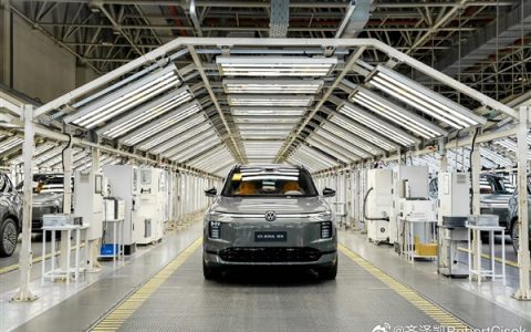 大众增程奶爸车来了 ID. ERA 9X量产下线：月底价格见分晓