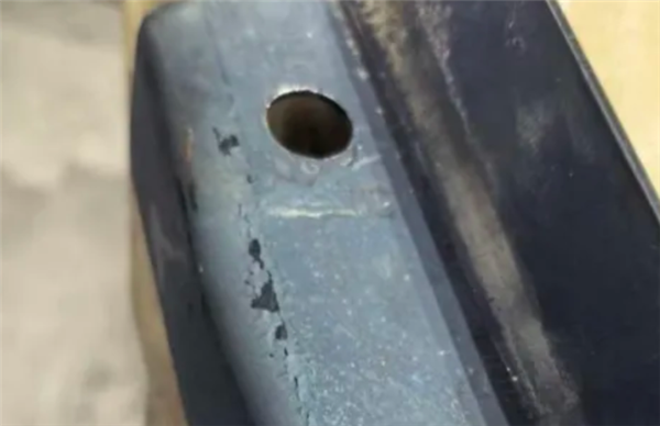 投诉飙升!低价竞争拖累汽车用钢质量:车身开裂生锈成通病