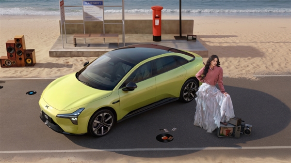 何小鹏听劝！新款MONA 03诸多灵感都来自欧阳娜娜