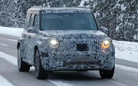 奔驰入门级“小G”实车曝光：方盒子造型 车长约4.4m