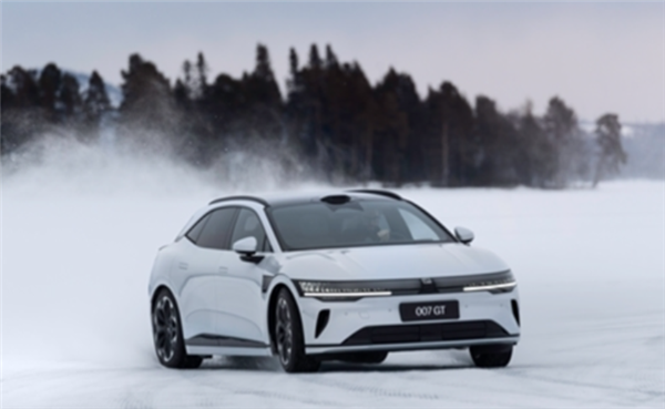 受芯片暴涨影响 极氪007GT焕新版预计最高涨价8000元