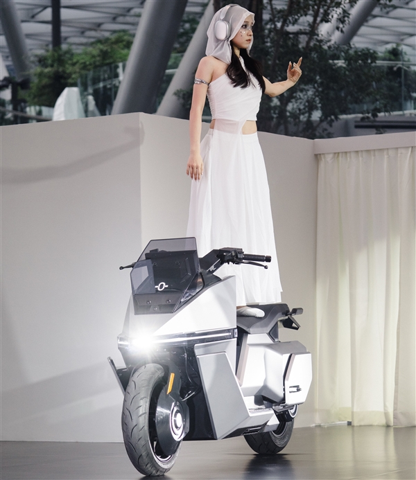 中国团队打造两轮特斯拉 对日本巨头的围剿正在东南亚上演