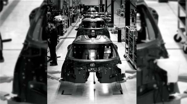 六年磨一剑!柯尼赛格2300马力超跑启动量产:零百加速不到2秒