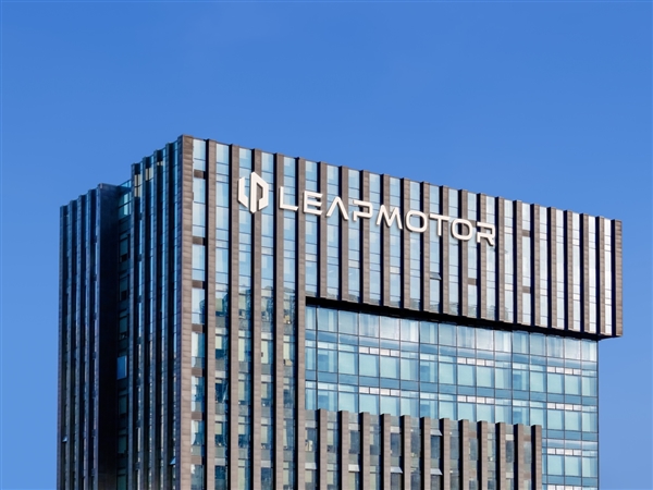 零跑发布史上最强年报!首次全年度盈利 销量营收翻倍增长