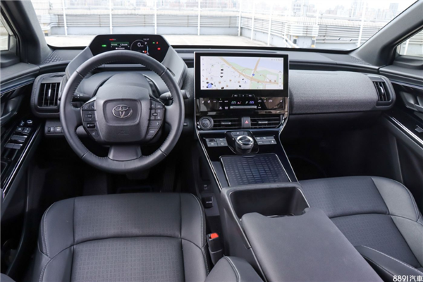 第一个把双腔空悬干到20万内的 竟然是丰田！