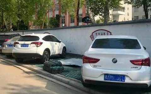 汽车停一个月不开有影响吗