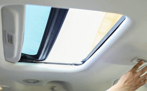 汽车天窗有什么作用