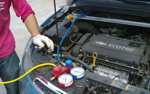 汽车空调加氟要多少钱一次