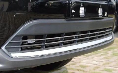 汽车保险杠多少钱一个