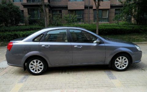 凯越保养灯复位方法