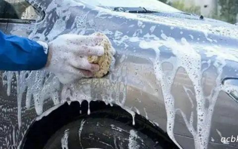 车外面溅到沥青怎么办