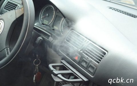 汽车空调清洁剂怎么清洗空调