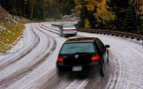 自动挡下长坡怎么操作最正确