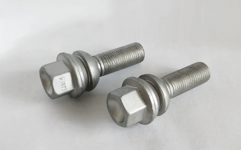 轮胎螺丝断了一根有没有危险