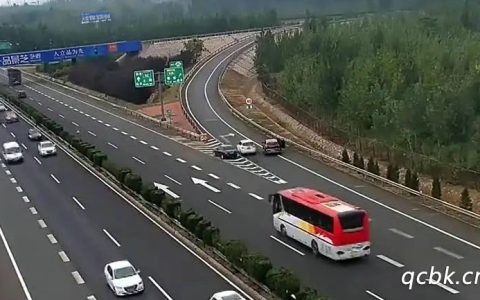 从匝道驶入高速公路正确做法