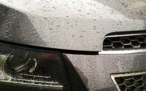 引擎盖雨斑擦不掉怎么办