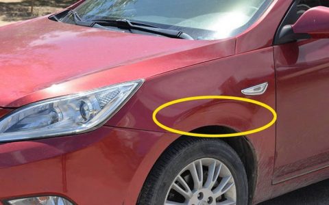 翼子板露底漆可以不修吗