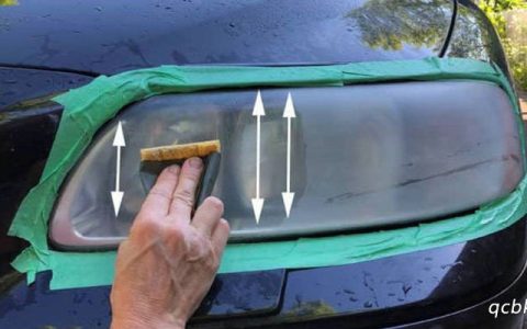 汽车大灯罩怎么换新的