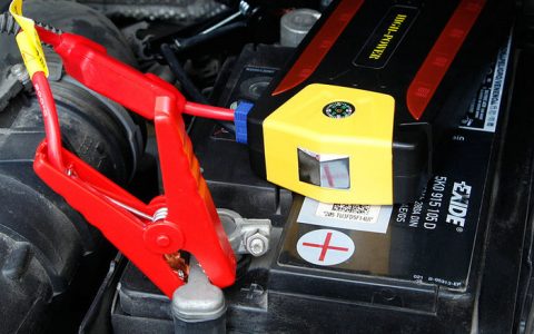 汽车停多久需要启动一次