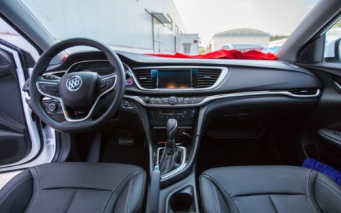 开车离合器怎么控制好