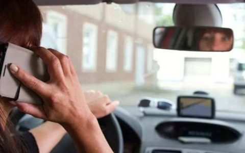 机动车驾驶人打电话扣几分