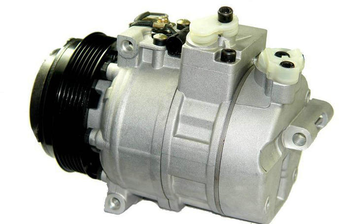 汽车压缩机寿命为多久