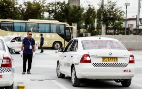 上海考驾照要花多少钱