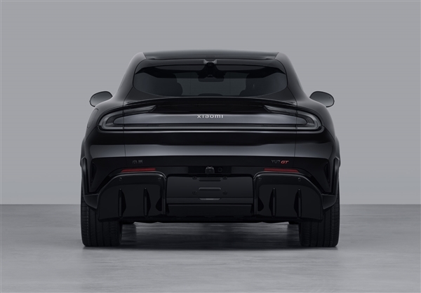 小米YU7 GT实车亮相：终于用上一个YU7车主羡慕的功能