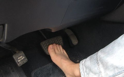 光脚开车扣分多少分罚款多少