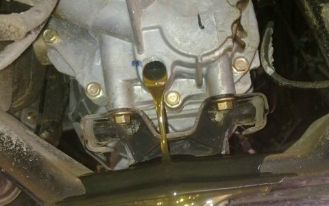 变速箱油怎么换 汽车变速箱油更换教程