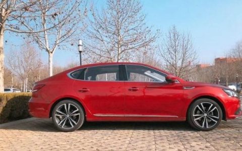 车卖给二手车行车牌怎么办