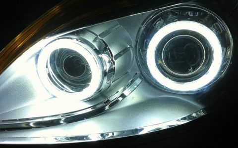 大灯透镜的作用和原理是什么