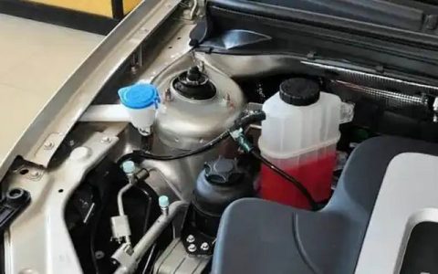 防冻液少了是换还是直接加