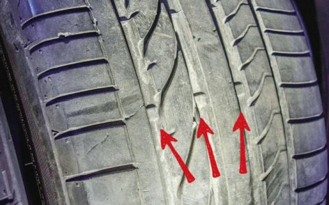 轮胎磨到安全线了还能用吗