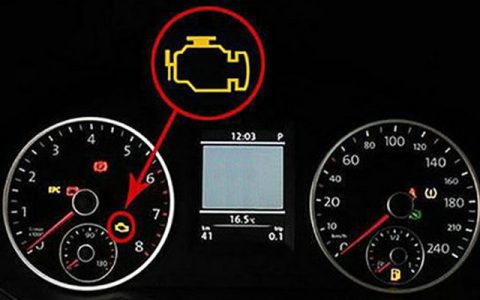 发动机标志亮黄灯闪烁怎么回事