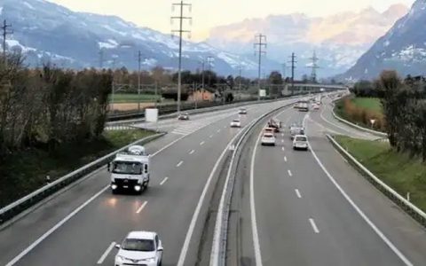 自动挡N档滑行伤车吗