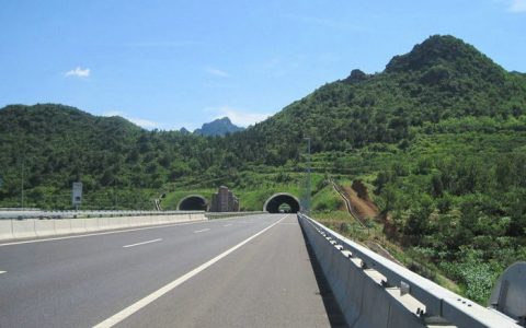 驾驶证未满一年上高速会扣分吗