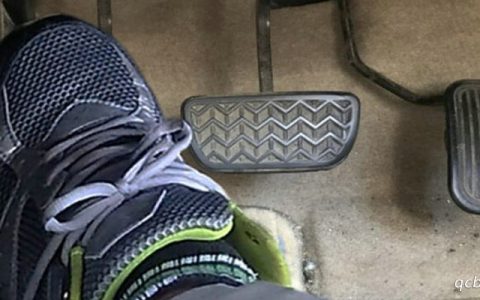 踩离合的技巧是什么